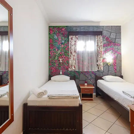 Δωμάτια σε οικογενειακή κατοικία Turunc *